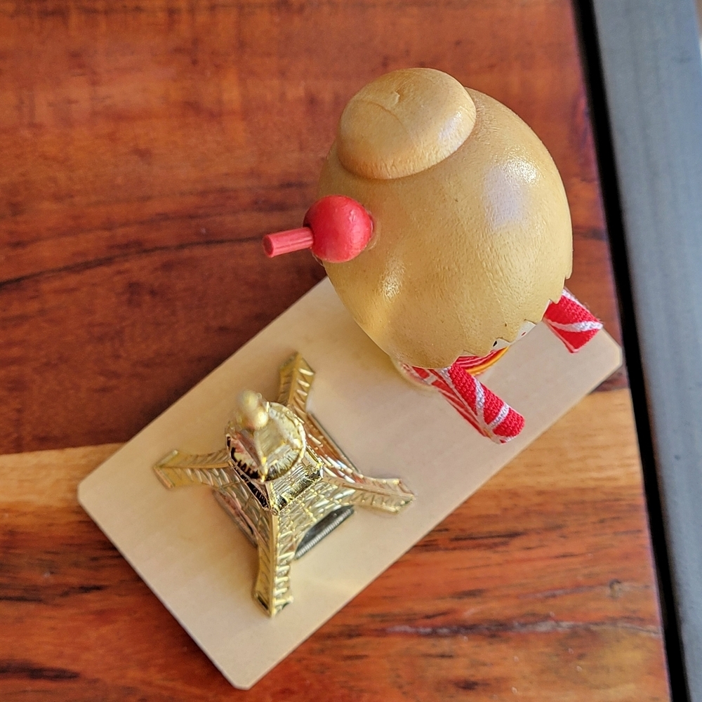 Open Box VTG Japanese kokeshi Doll Paired Miniature Eiffel Tower Wooden Base - Picture 6 of 8
